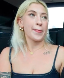 Bonny Blondie
